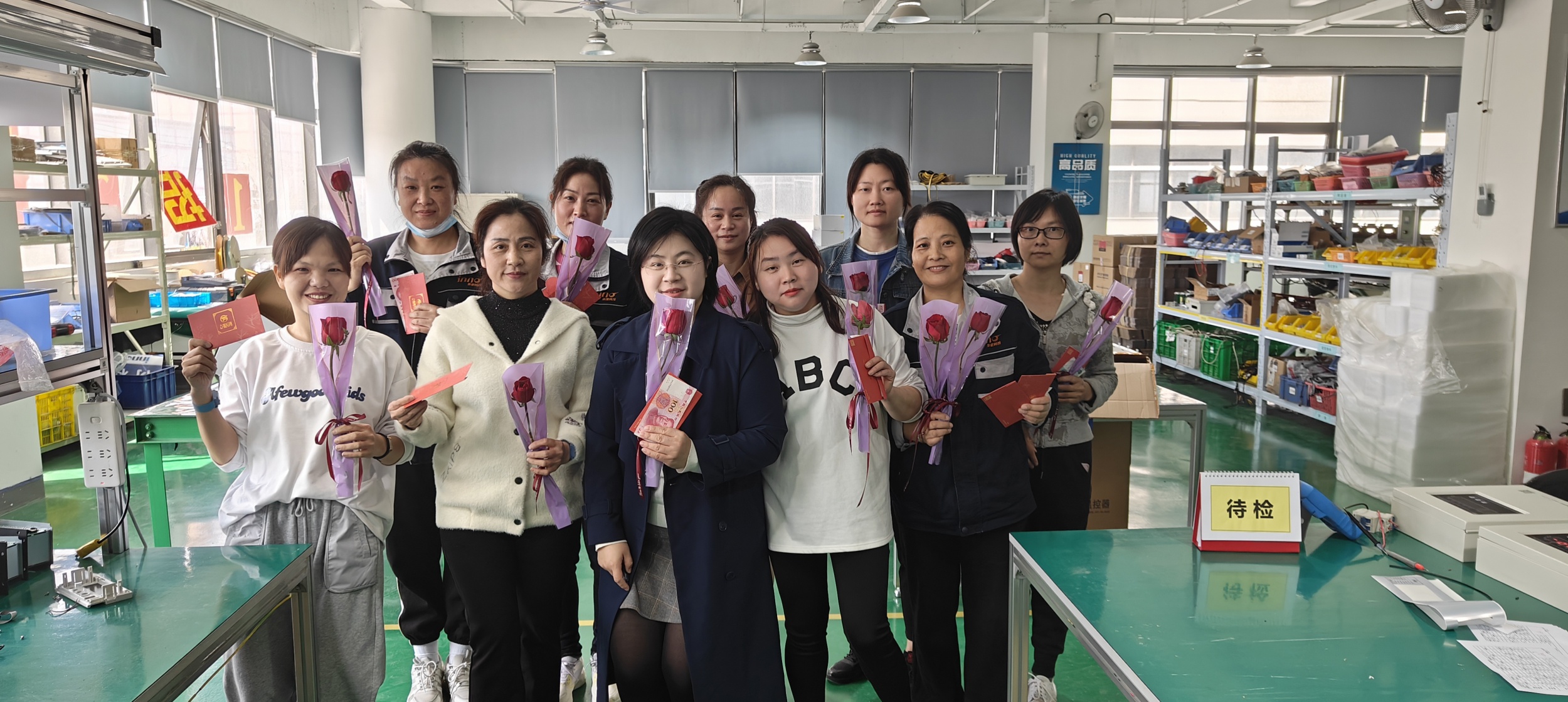 3.8女神節(jié)快樂(lè)丨不懼時(shí)光，自成光芒